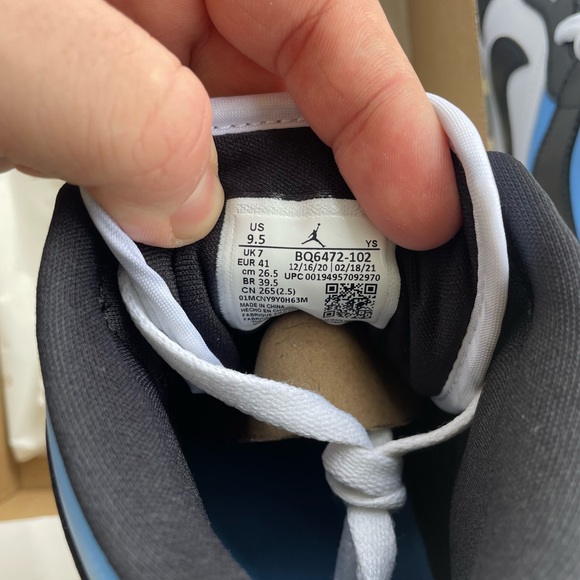 Nike Air Jordan 1 Retro Mid “University Blue/UNC” - Picture 6 of 7